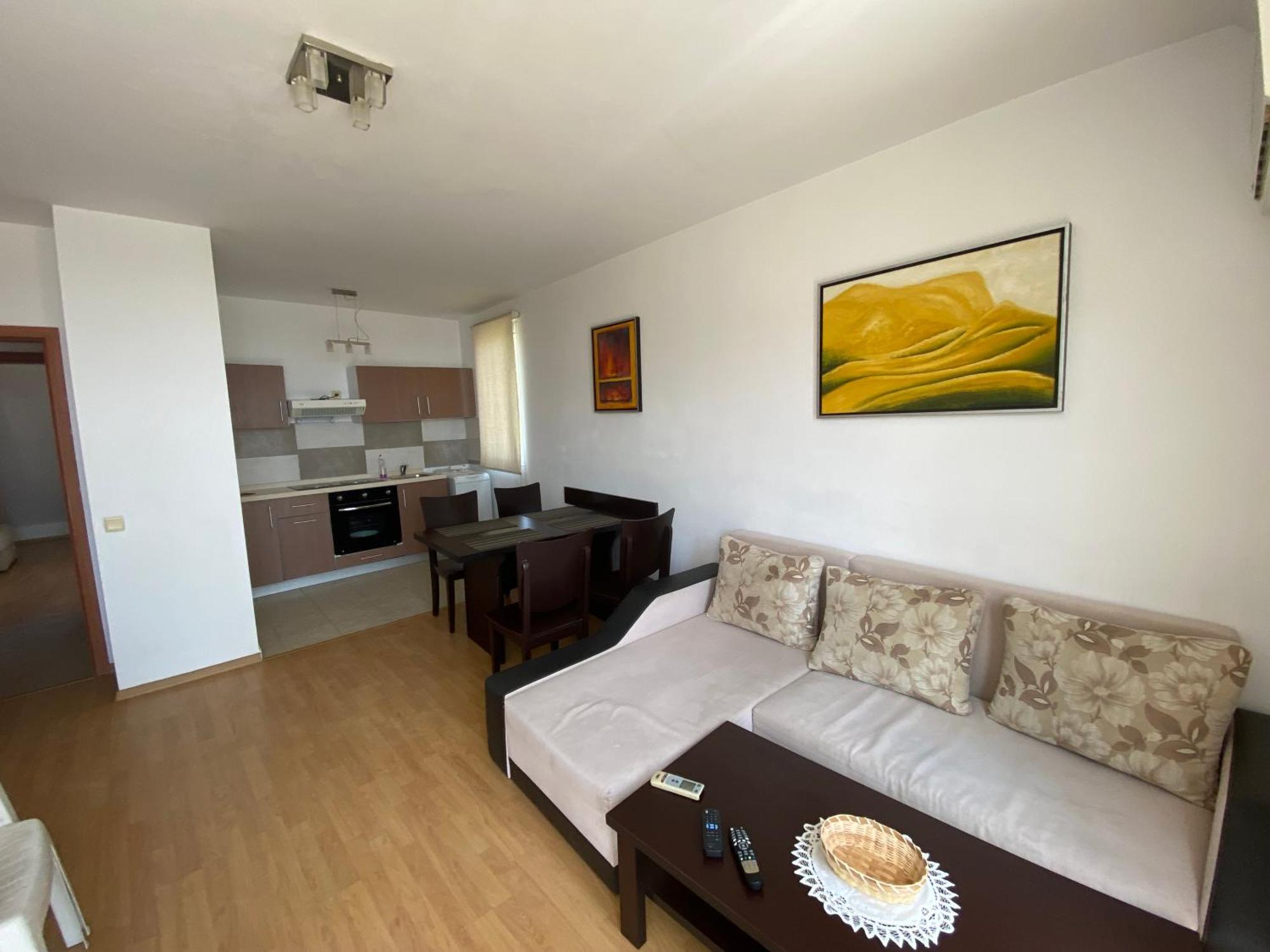Apartment Hills Kavarna