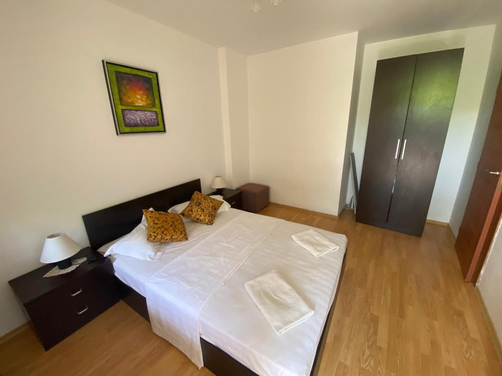 Hills Apartment *