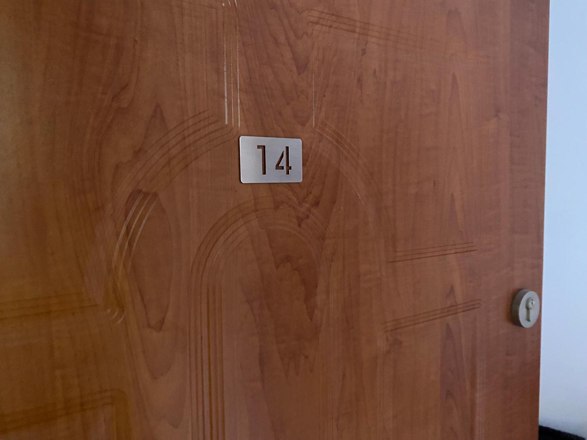 Apartment Hills Kavarna